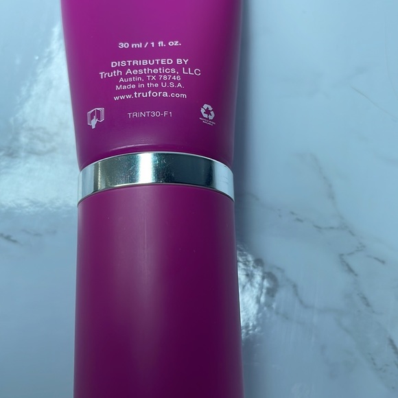 NWT Trufora Intensive Night Treatment - Picture 7 of 7